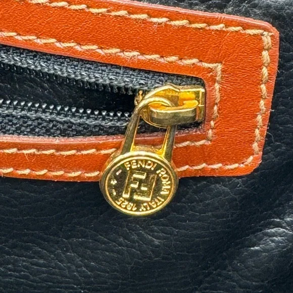 Fendi-Authentic- Pecan Canvas Boston Bag Brown / Black - Picture 16 of 16